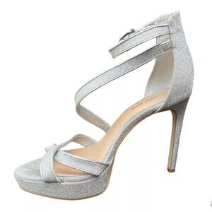 Gianni Bini Strappy Platform Silver High Heel Sandals Sz 7